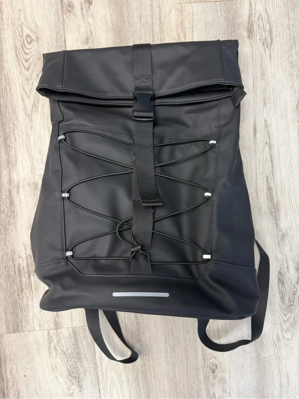 Zara Black Roll-Top Men's Backpack with Elastic Cord
